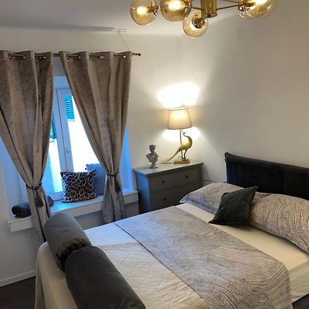 Apartment Gallery Split Bagian luar foto